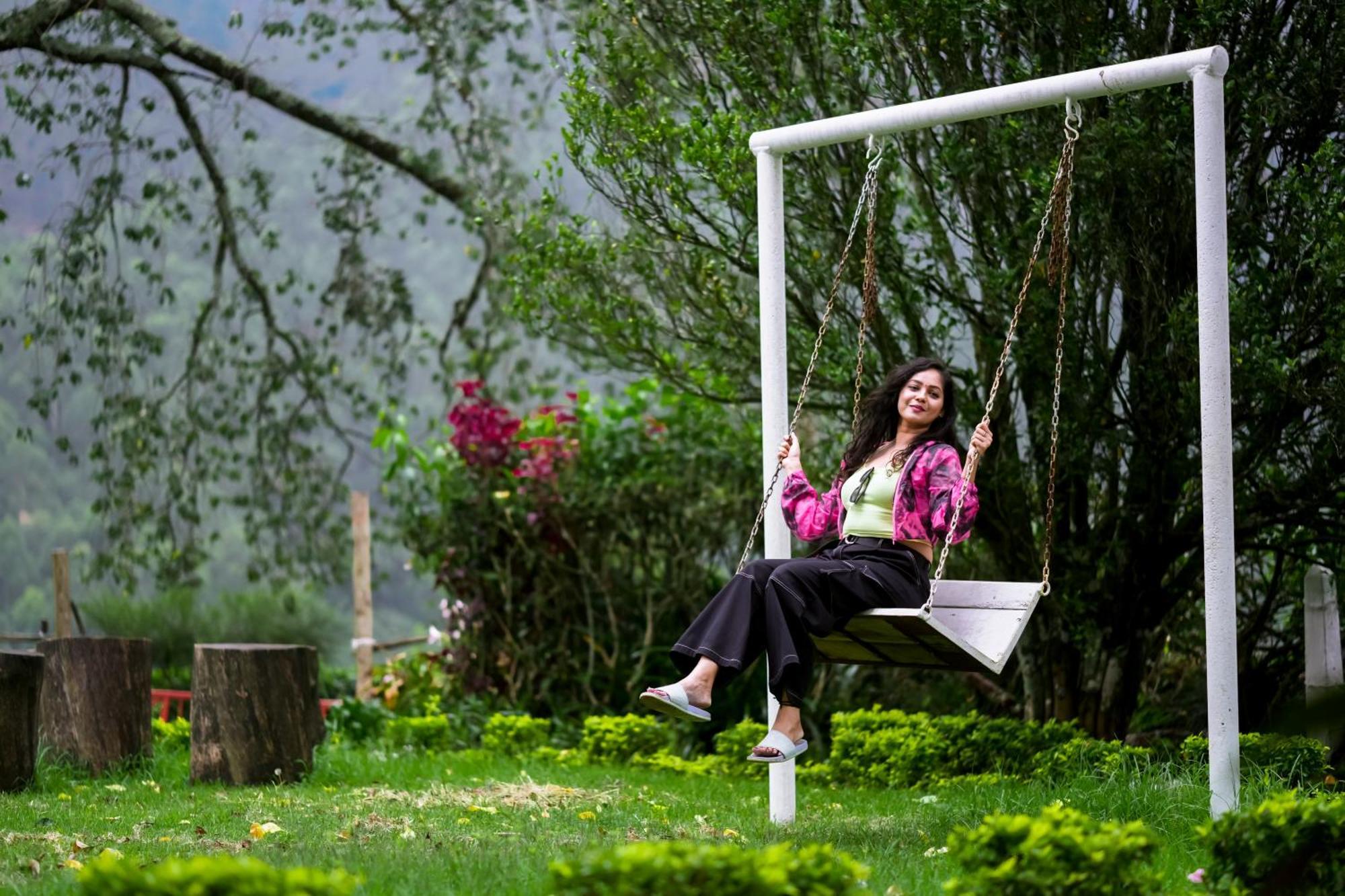 Arivikad Tea Bungalow Munnar By Voye Homes Suryanelli Exteriör bild